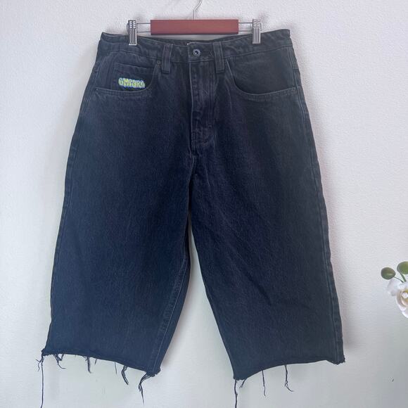 Empyre Black Grunge Baggy Jeans Short Embroidery Pockets Raw Hem Y2K Size 28X17 - Picture 1 of 8